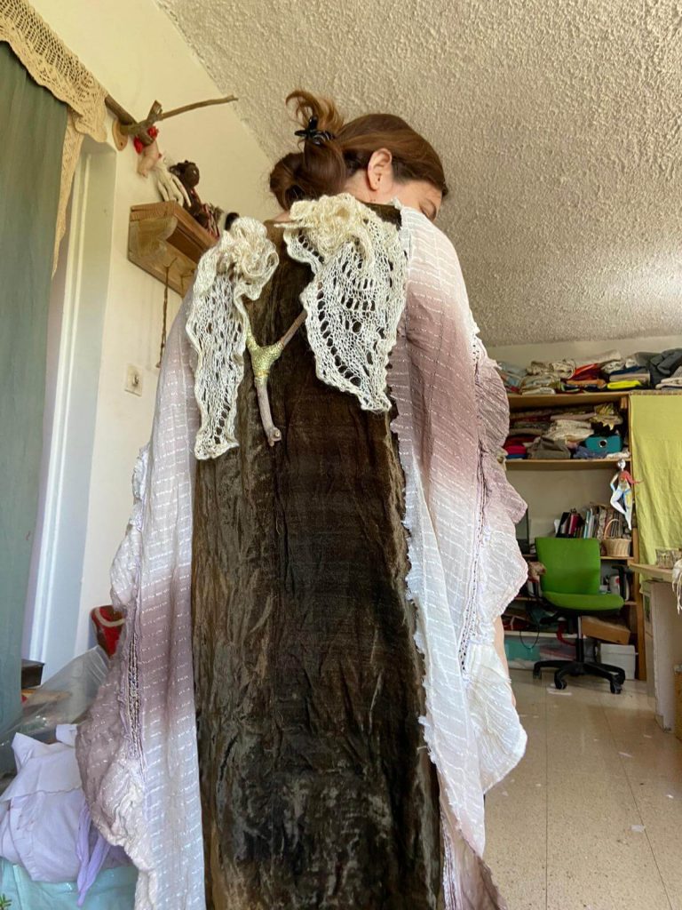 התגלמות בגלימה